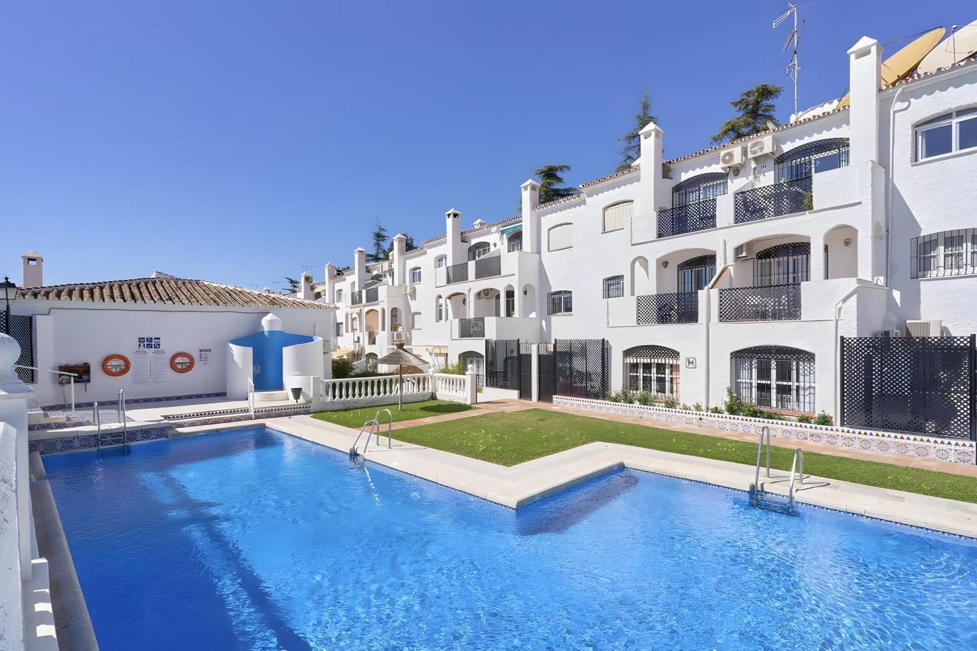 Casa Lena Town House With Pool Vila Nerja Exterior foto